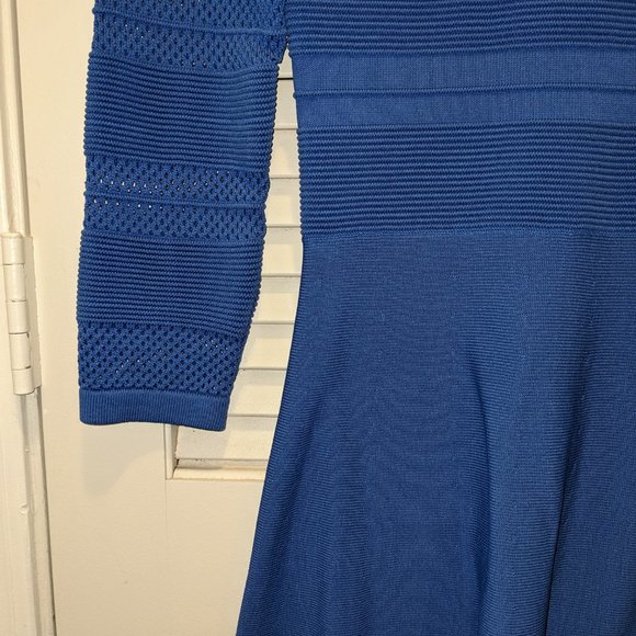 NWOT Vince Camuto Women's Blue Casual Knit Detail To Flare Dress Small. - Picture 8 of 9